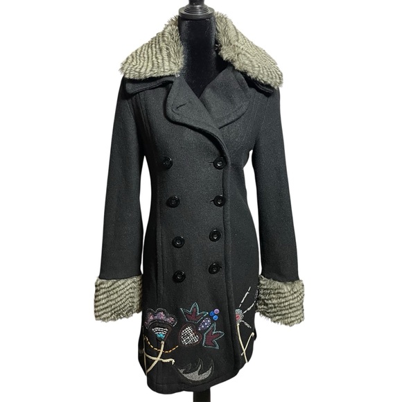 Desigual double-breasted wool blend coat with faux-fur collar embroidered